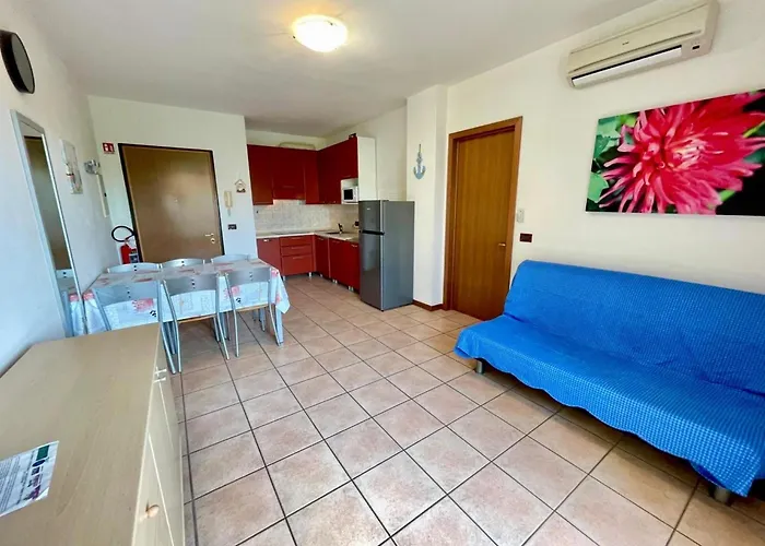 Poolside Retreat - Beahost Apartman *