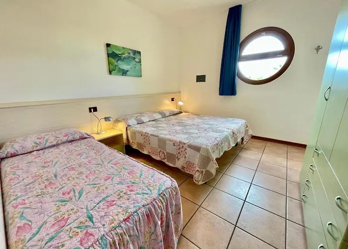Apartman Poolside Retreat - Beahost *